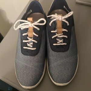 Toms Sneakers